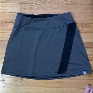 Pearl Izumi riding skirt with removable shorts